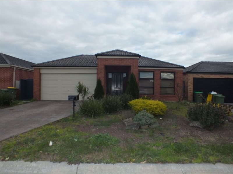 30 Scarlet Crescent, Pakenham VIC 3810