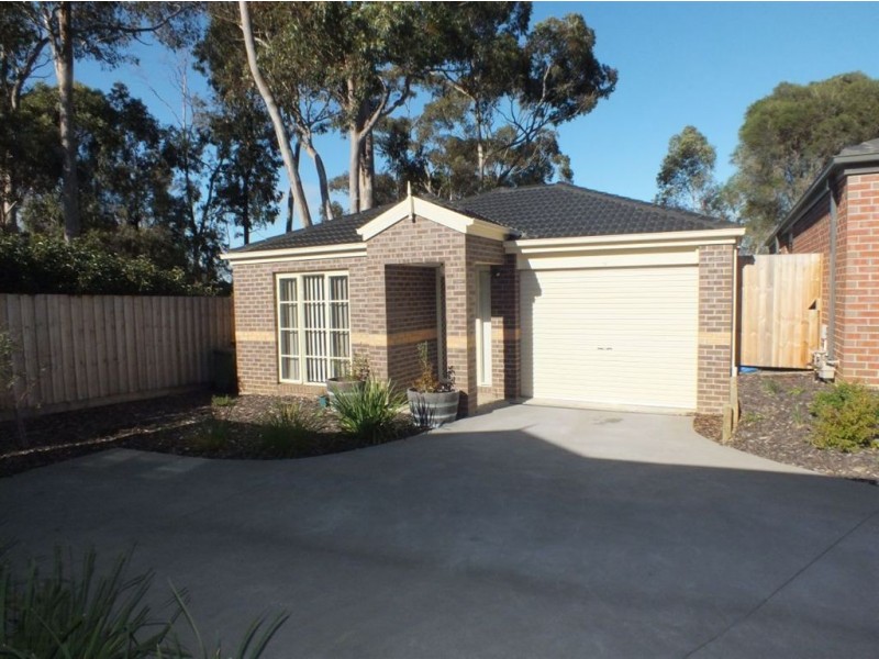 10/40 Army Road, Pakenham VIC 3810