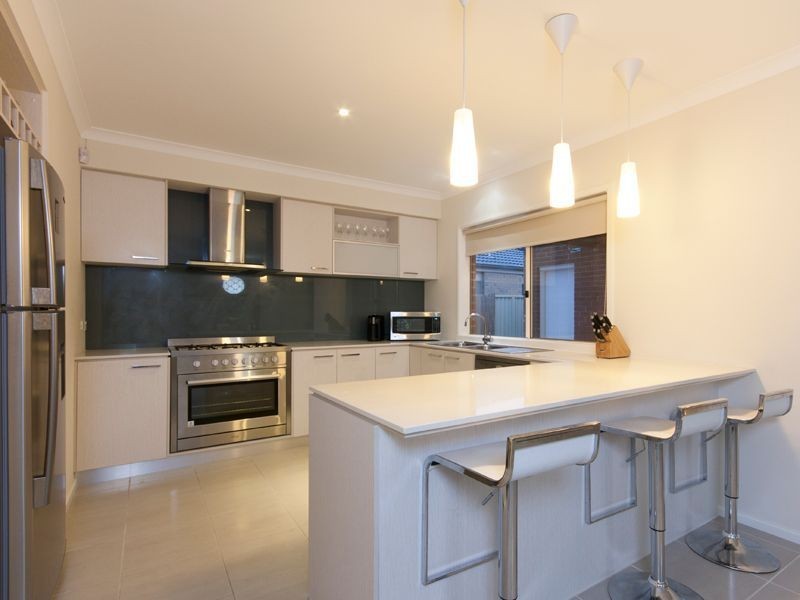 27 Salvia Avenue, Pakenham VIC 3810