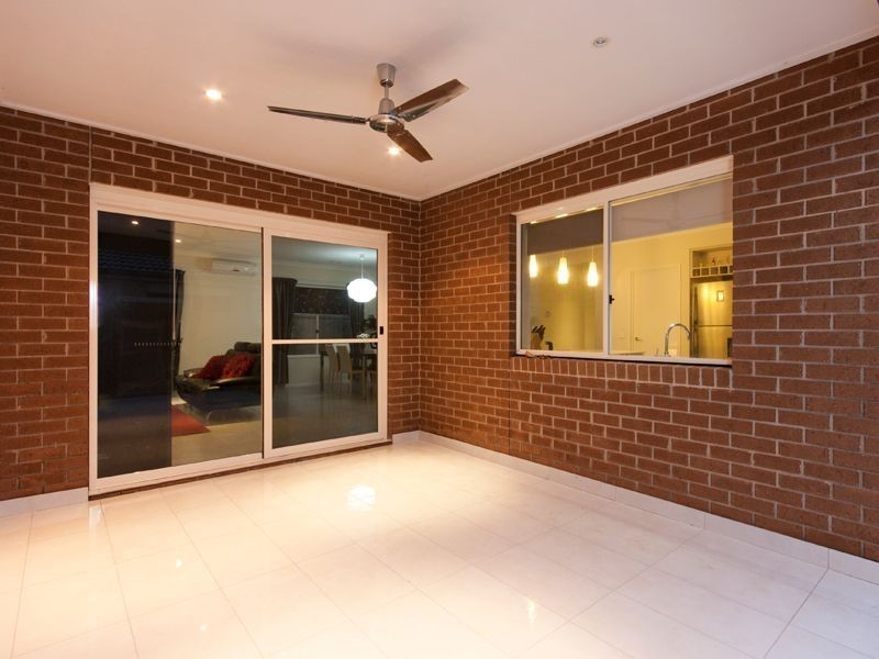 27 Salvia Avenue, Pakenham VIC 3810