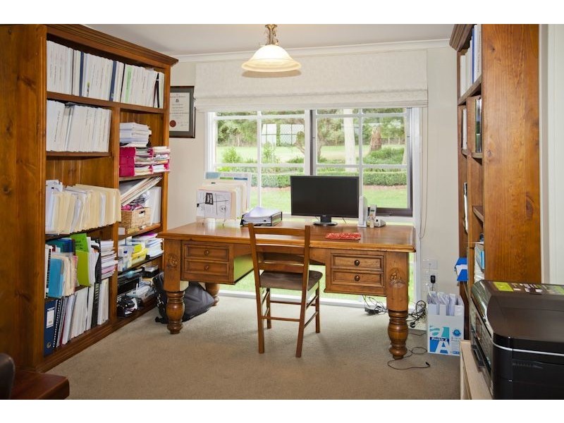 2180 Princes Highway, Nar Nar Goon VIC 3812