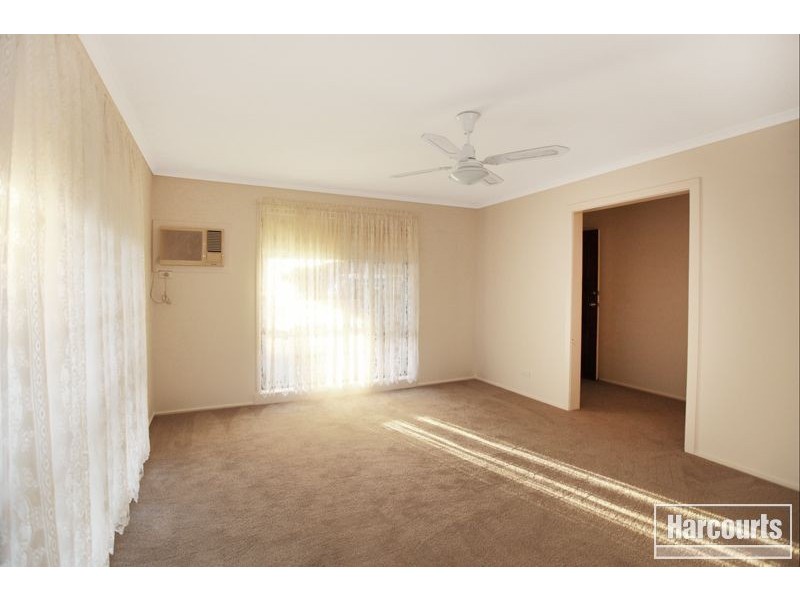 3/9 Roger Street, Pakenham VIC 3810