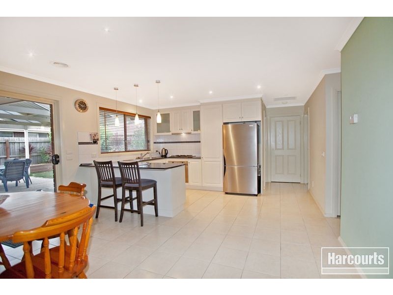 88 Manna Gum Drive, Pakenham VIC 3810