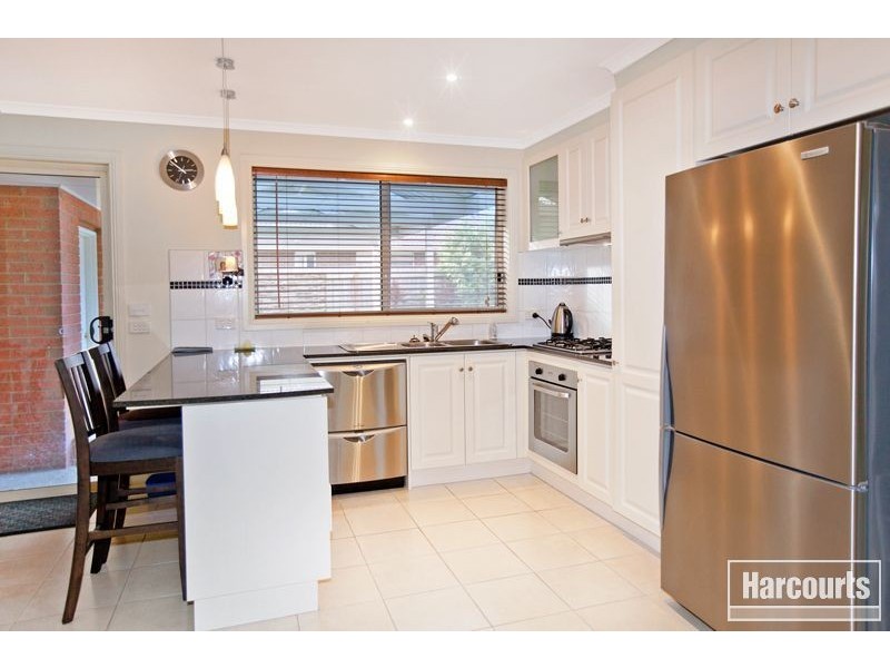 88 Manna Gum Drive, Pakenham VIC 3810