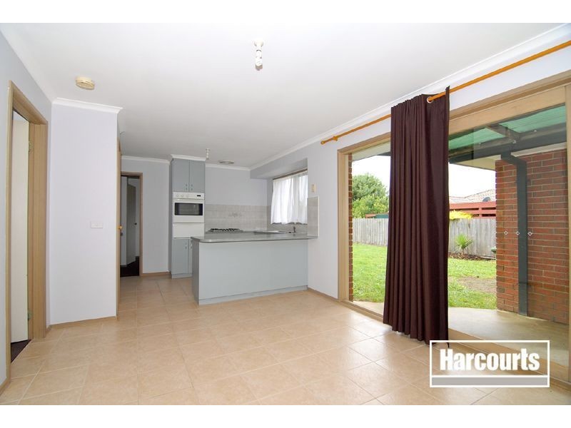 6 Nabilla Court, Pakenham VIC 3810