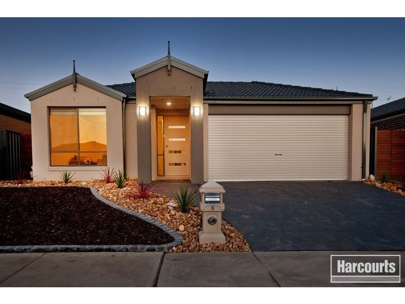 6 Wild Cherry Avenue, Pakenham VIC 3810