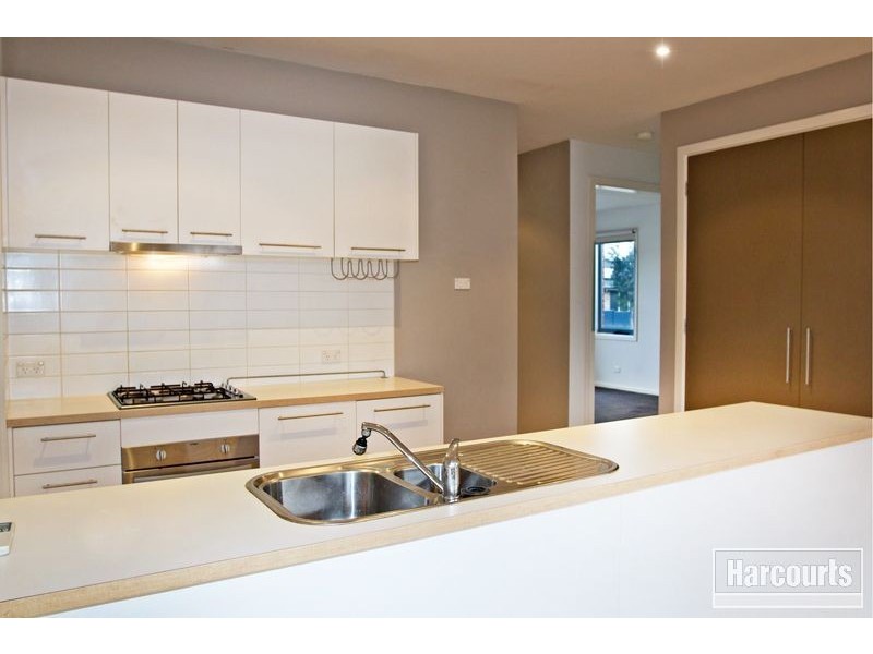 44 The Parkway, Pakenham VIC 3810