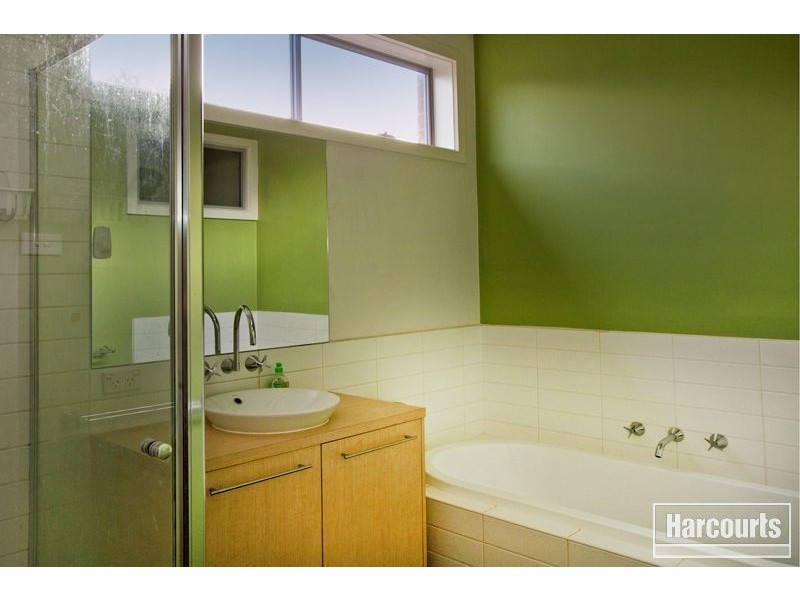 44 The Parkway, Pakenham VIC 3810