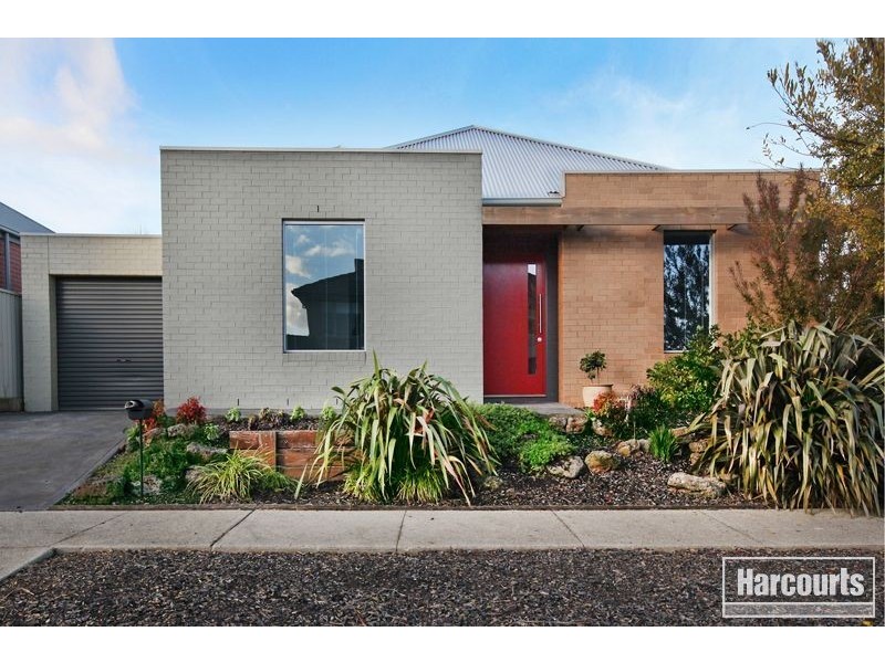 1 Jardine Court, Pakenham VIC 3810