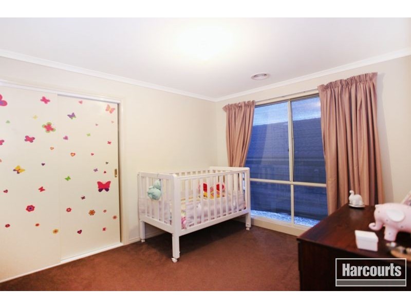 10 Ash Crescent, Pakenham VIC 3810