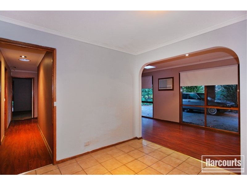 4 Gibb Court, Pakenham VIC 3810