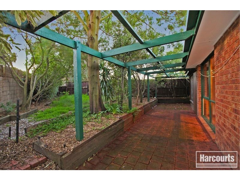 4 Gibb Court, Pakenham VIC 3810