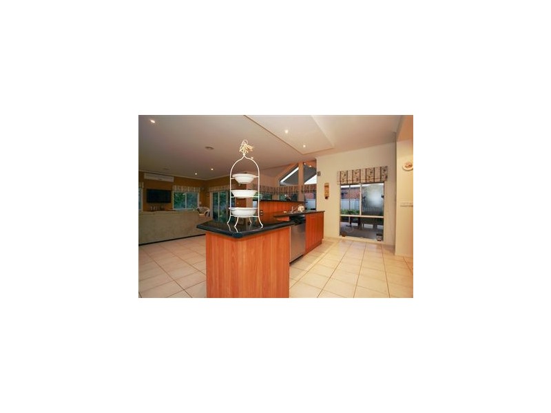 50 Flinders Chase, Pakenham VIC 3810