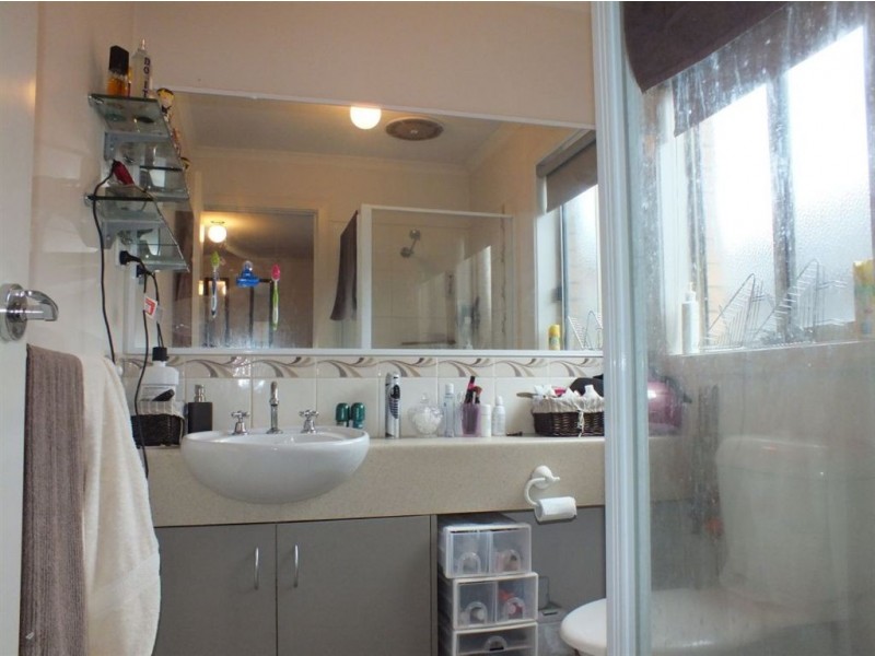 70 Pommel Street, Pakenham VIC 3810