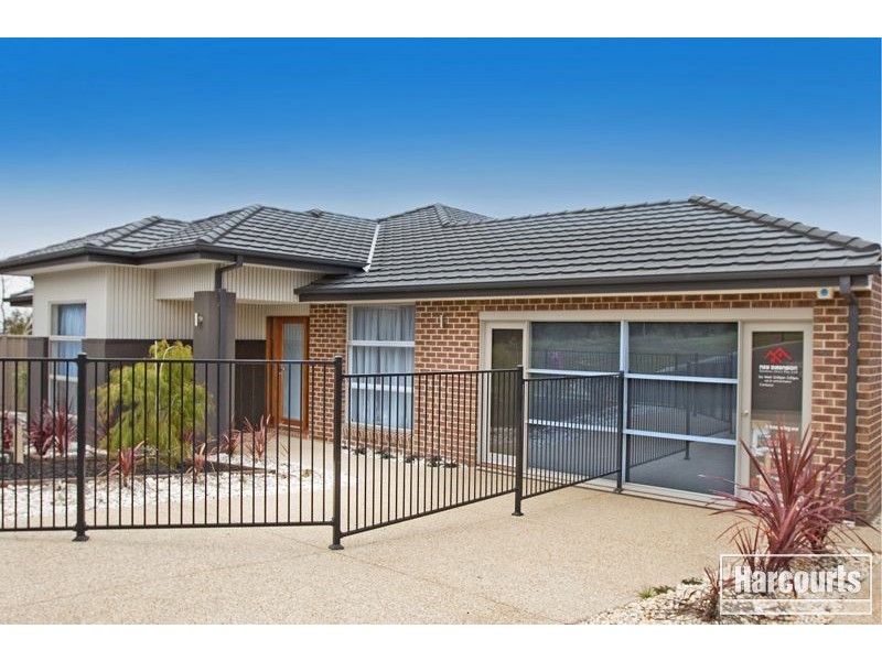 20 Villella Drive, Pakenham VIC 3810