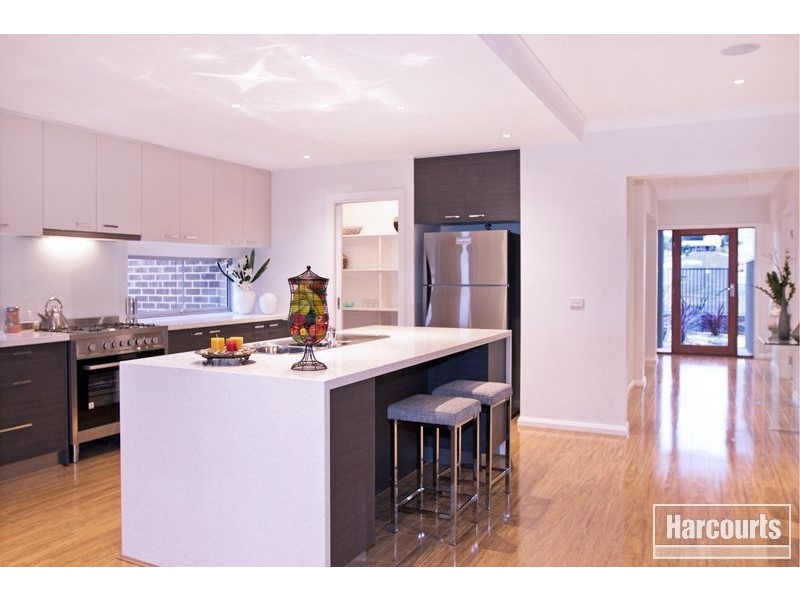 20 Villella Drive, Pakenham VIC 3810