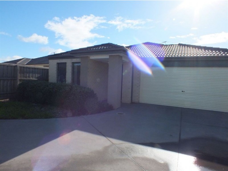 14/31 Syme Road, Pakenham VIC 3810