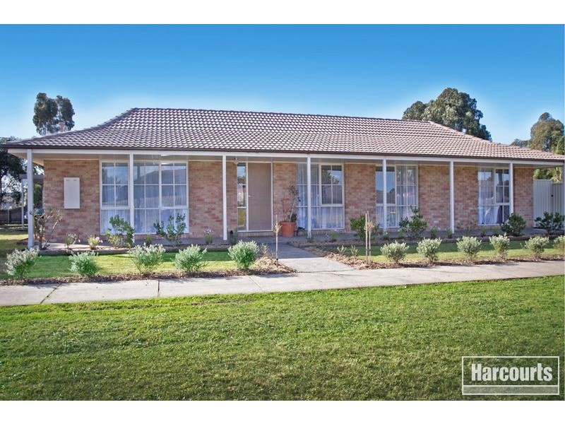 6 Guest Road, Pakenham VIC 3810
