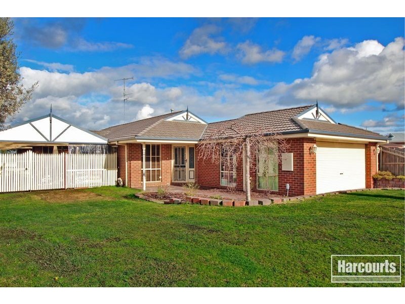 17 Wynen Court, Pakenham VIC 3810