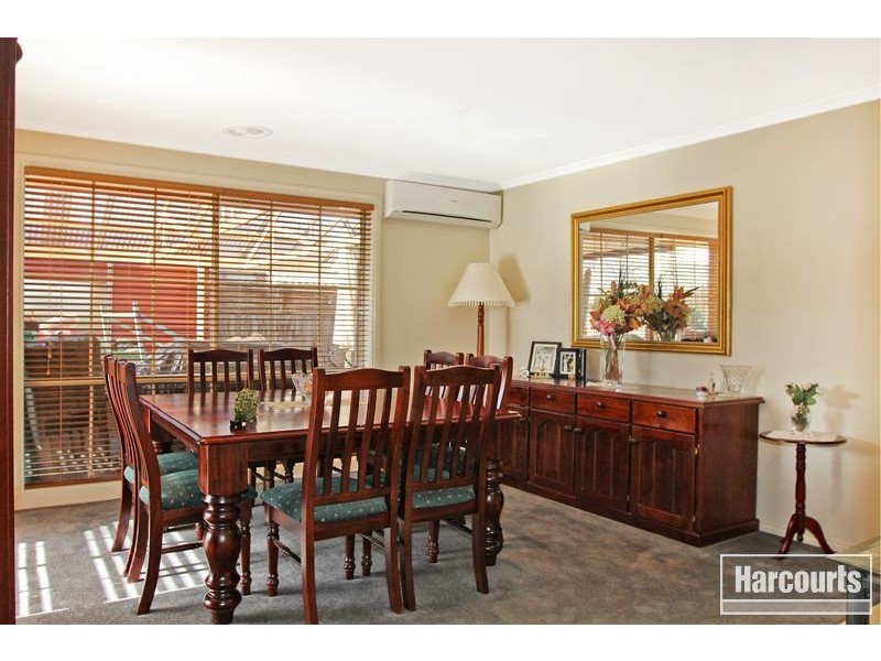 17 Wynen Court, Pakenham VIC 3810