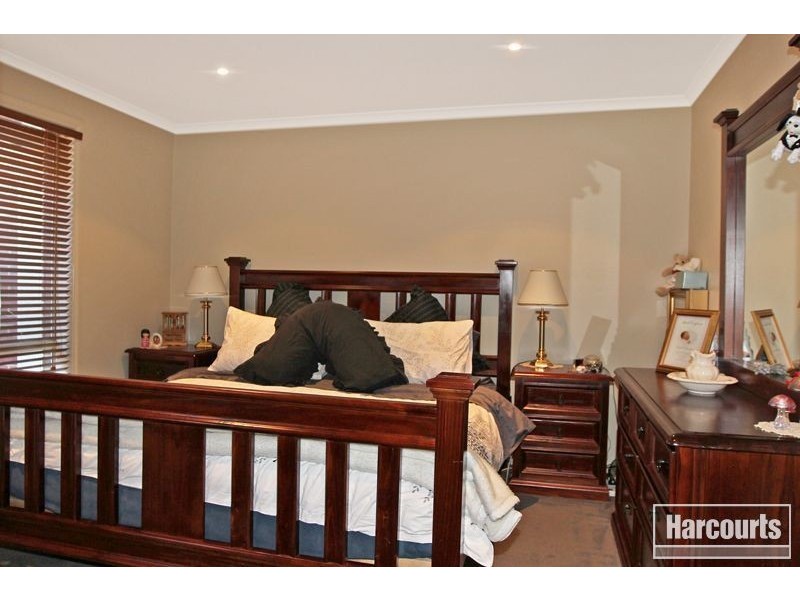 17 Wynen Court, Pakenham VIC 3810