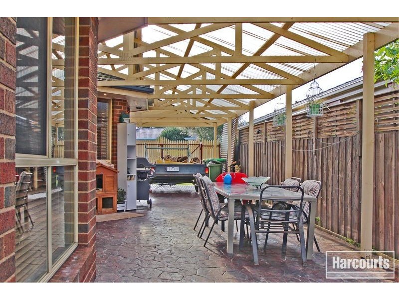 17 Wynen Court, Pakenham VIC 3810