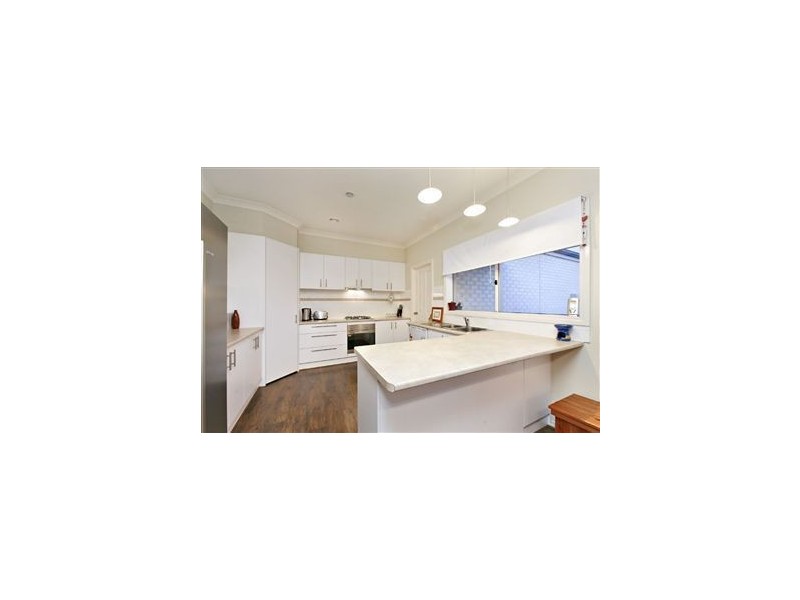 47 Sandalwood Drive, Pakenham VIC 3810