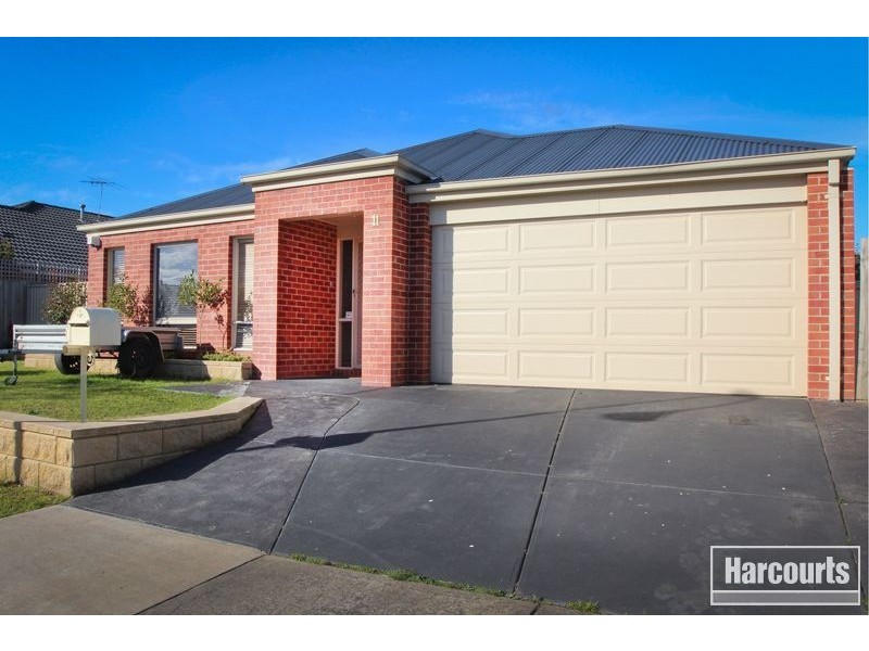 11 Sheoak Court, Pakenham VIC 3810