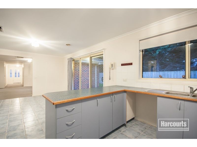 70 McGregor Road, Pakenham VIC 3810