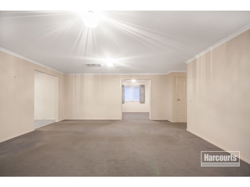 70 McGregor Road, Pakenham VIC 3810