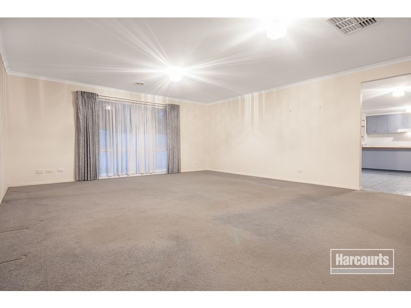 70 McGregor Road, Pakenham VIC 3810