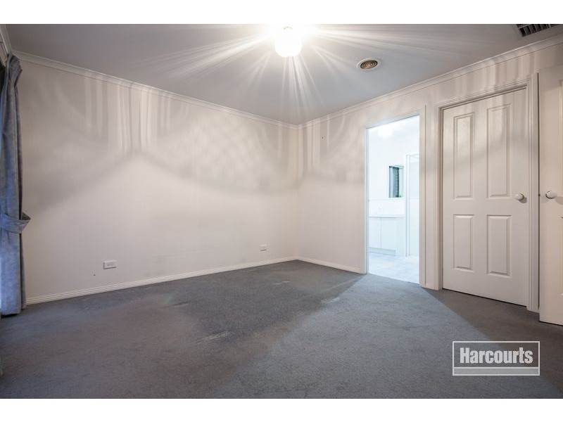 70 McGregor Road, Pakenham VIC 3810