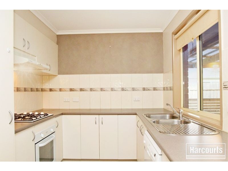 24 Natanya Drive, Pakenham VIC 3810