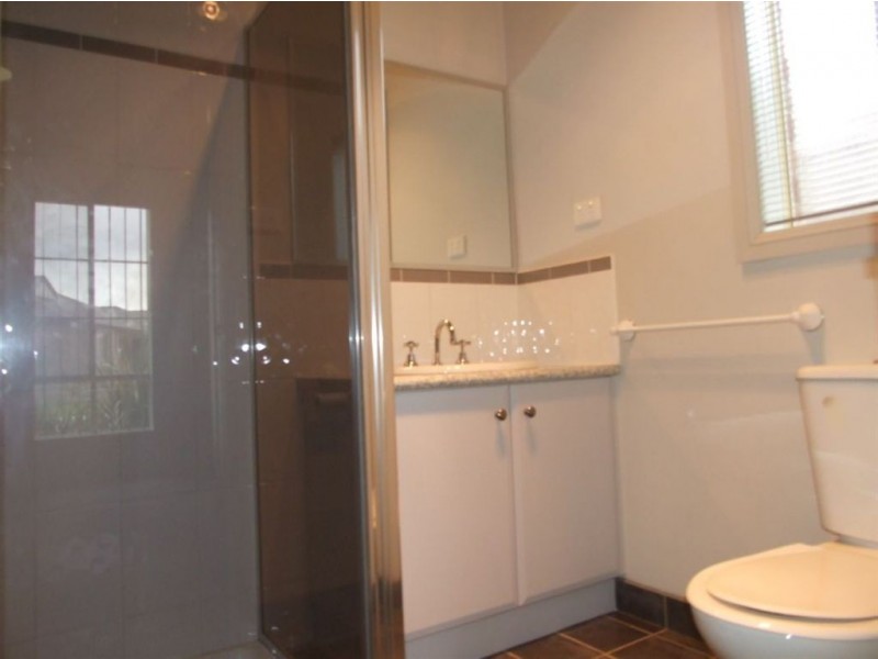 9 Azalea Avenue, Pakenham VIC 3810