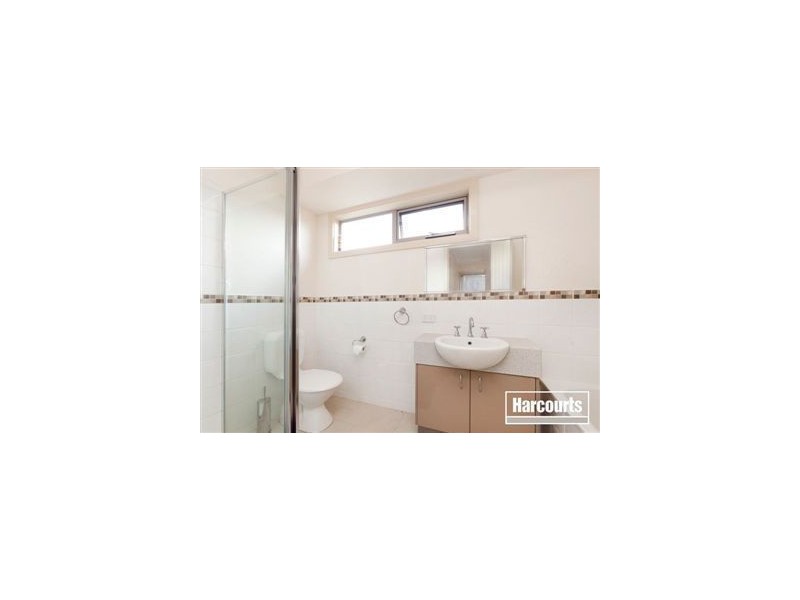 3/1 Henry Street, Pakenham VIC 3810