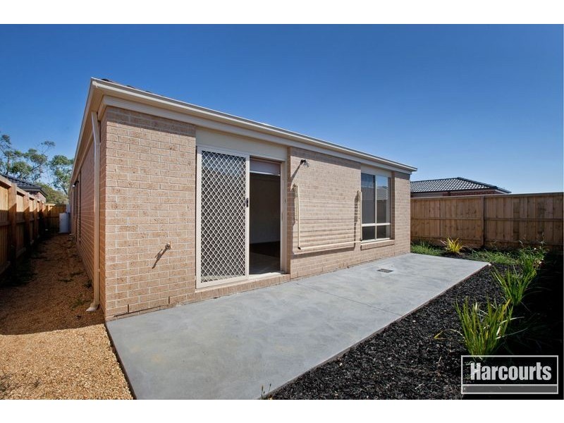 27 Stanhope Place, Pakenham VIC 3810