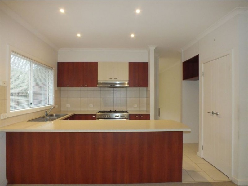 3 Sassafras Close, Pakenham VIC 3810