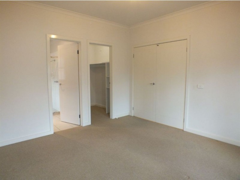 3 Sassafras Close, Pakenham VIC 3810