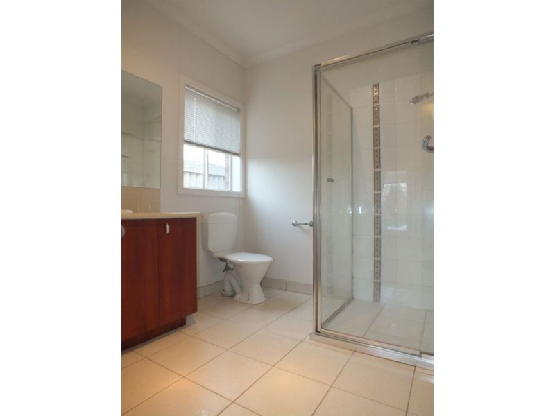 3 Sassafras Close, Pakenham VIC 3810