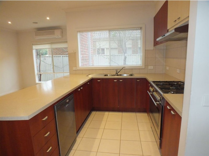 3 Sassafras Close, Pakenham VIC 3810