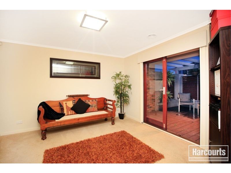 15 Michigan Grange, Pakenham VIC 3810