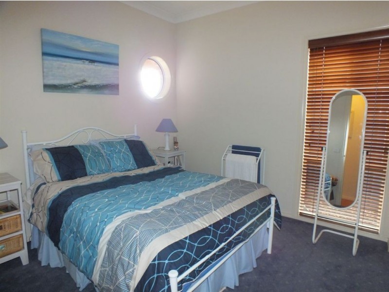 11 Cider Link, Pakenham VIC 3810