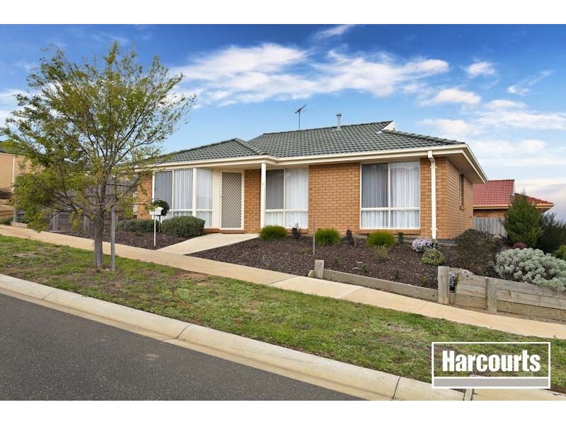 1 Wallangara Drive, Pakenham VIC 3810