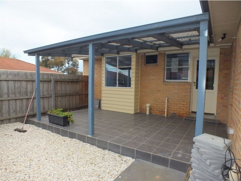 1/43 King Street, Pakenham VIC 3810