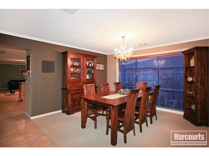 10 Grevillea Place, Pakenham VIC 3810