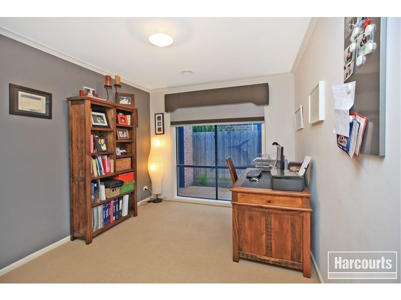 10 Grevillea Place, Pakenham VIC 3810