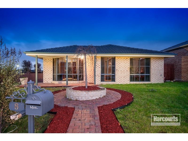 8 Natanya Drive, Pakenham VIC 3810