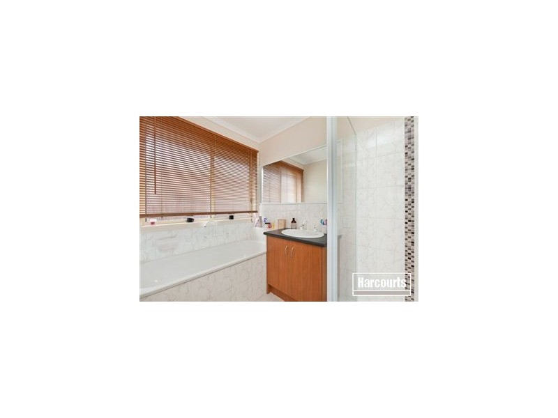 23 Swamp Gum Close, Pakenham VIC 3810