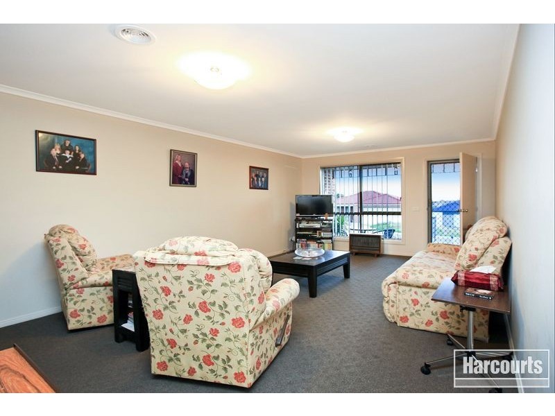 5 Jennifer Court, Pakenham VIC 3810