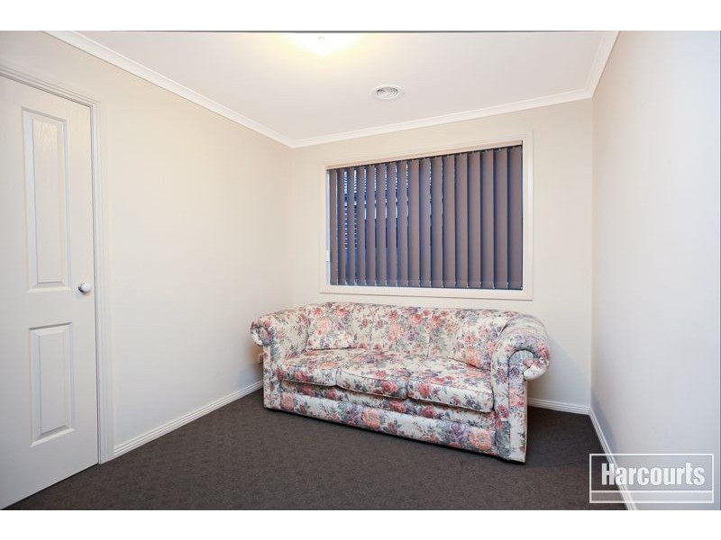 5 Jennifer Court, Pakenham VIC 3810